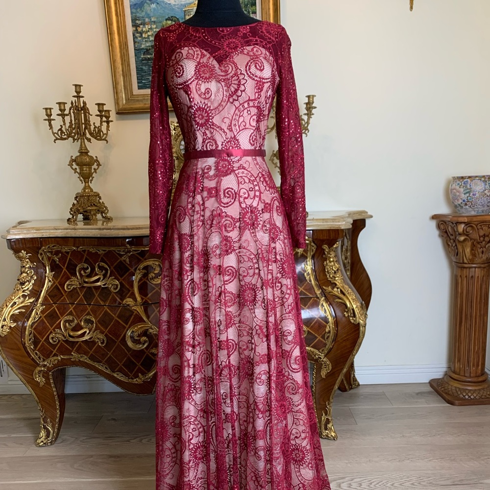Women’s embroidery beaded lace formal evening dress